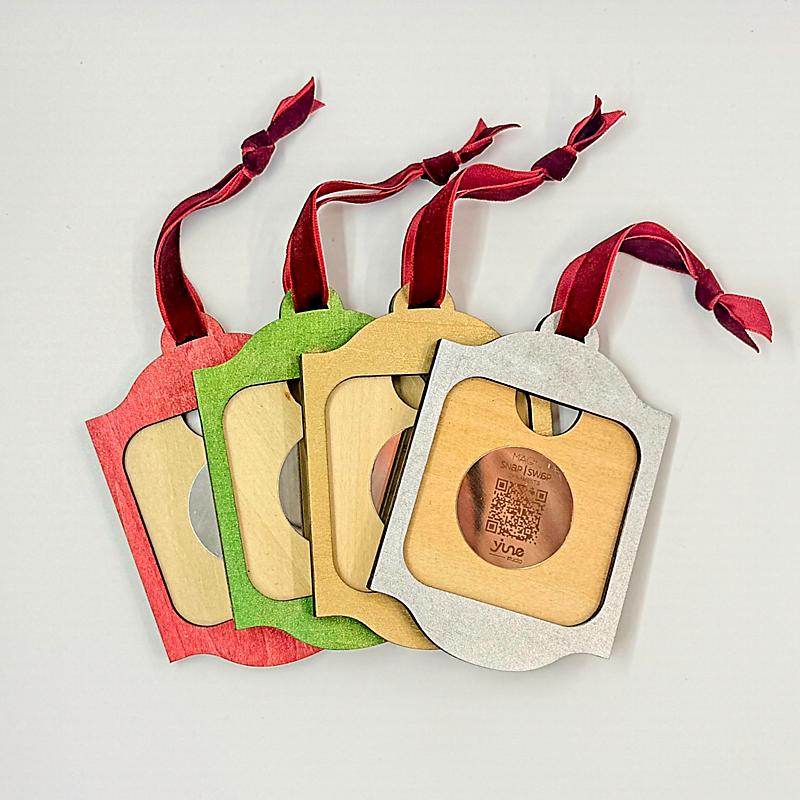 Personalized Frame Shaped Ornament with Magnetic Photo Tile – Gift Set