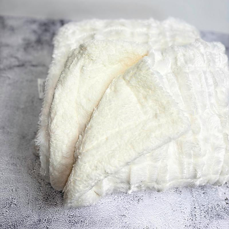 Micro-Mink / Sherpa Throw with Engraved Gift Tag