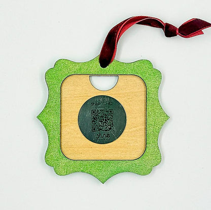Personalized Ornate Medallion Ornament with Magnetic Photo Tile – Gift Set