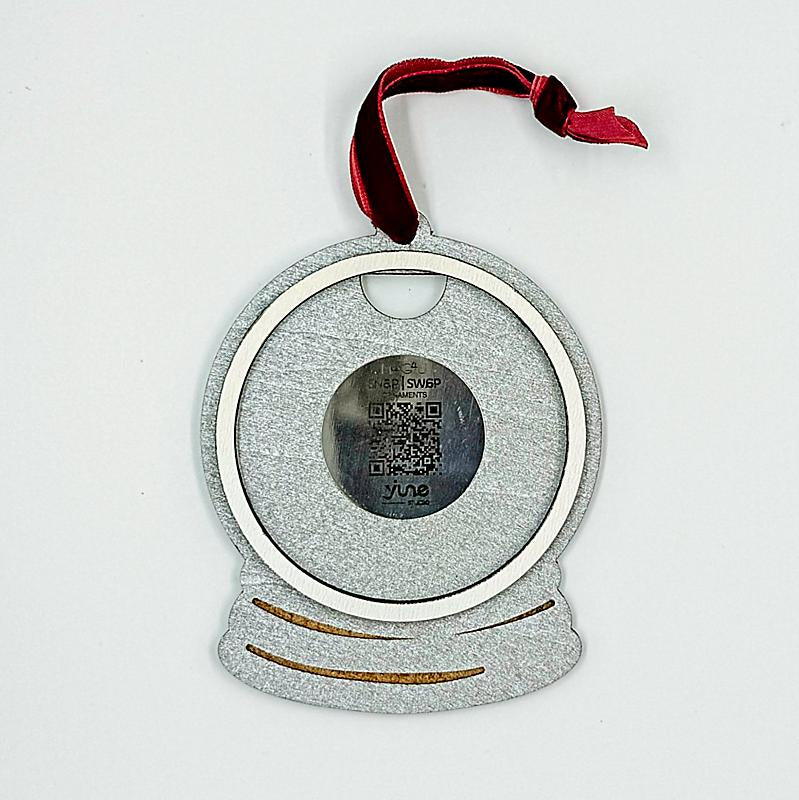 Snow Globe Ornament with Magnetic Photo Tile – Gift Set